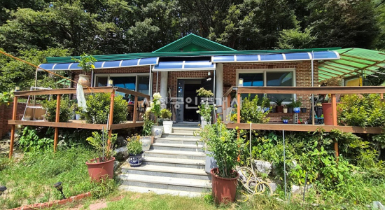경기도 여주시 점동면 청정지역 야산 접한 남향 전원주택 2억3천 매매