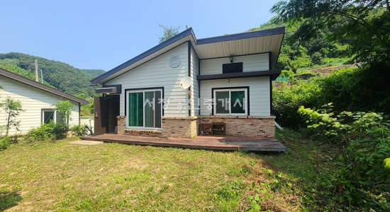 충북 괴산군 소수면 계곡옆 원룸형 전원주택 7700만원 매매