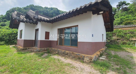 경기도 여주시 산북면 통나무 한옥 큰 전원주택 예술가 개인작업공간 추천