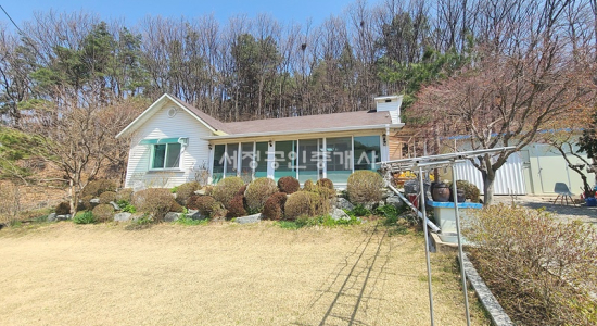 충북 음성군 감곡IC 10분 잔디마당 야산접한 전원주택 2억4천 급매