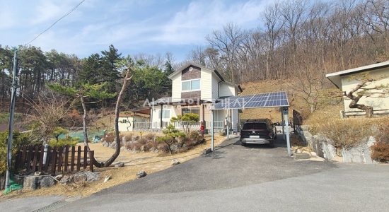 경기도 용인시 처인구 양지읍 야산 접한 남향 2층구조 전원주택 3억8천 매매